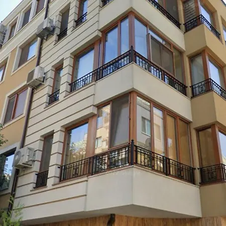 Delux Vulchevi With Parking Appartamento *