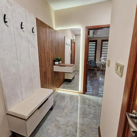 Delux Vulchevi With Parking Апартамент Бургас