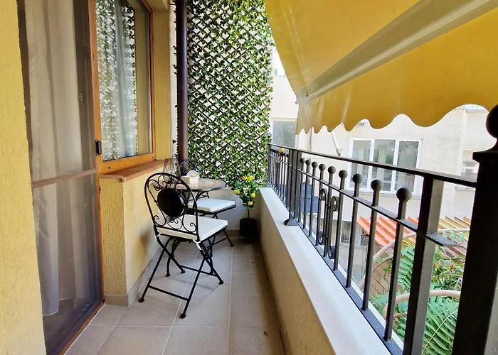 Delux Vulchevi With Parking Burgas City